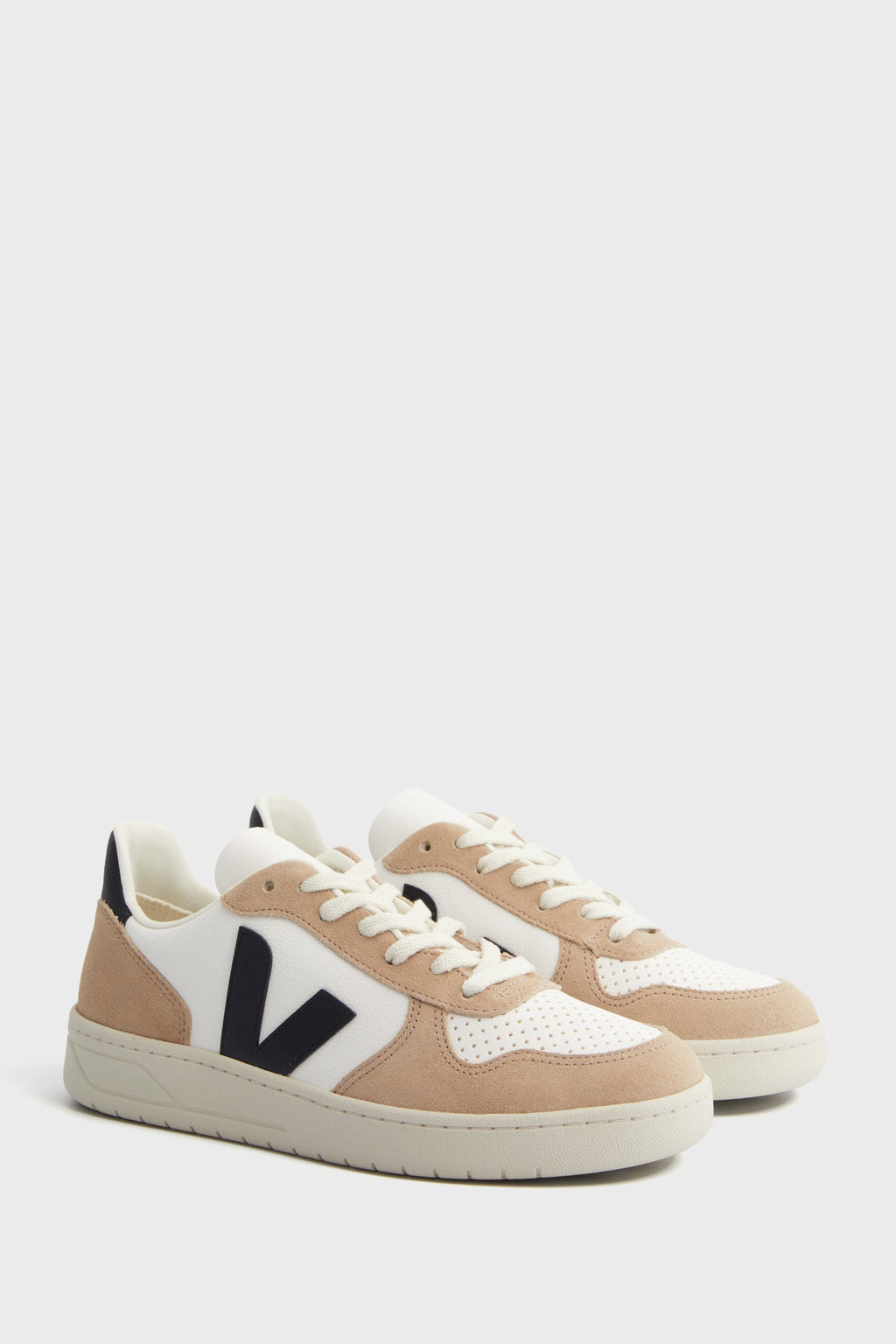 Veja Extra White Black Sahara V-10 Sneakers