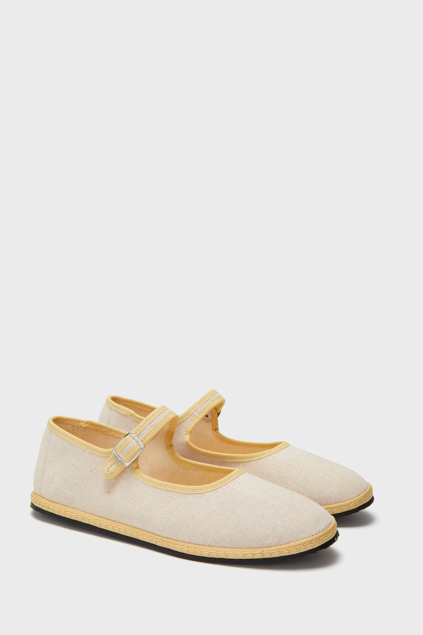  Lisca Bianca Mary Jane Flats