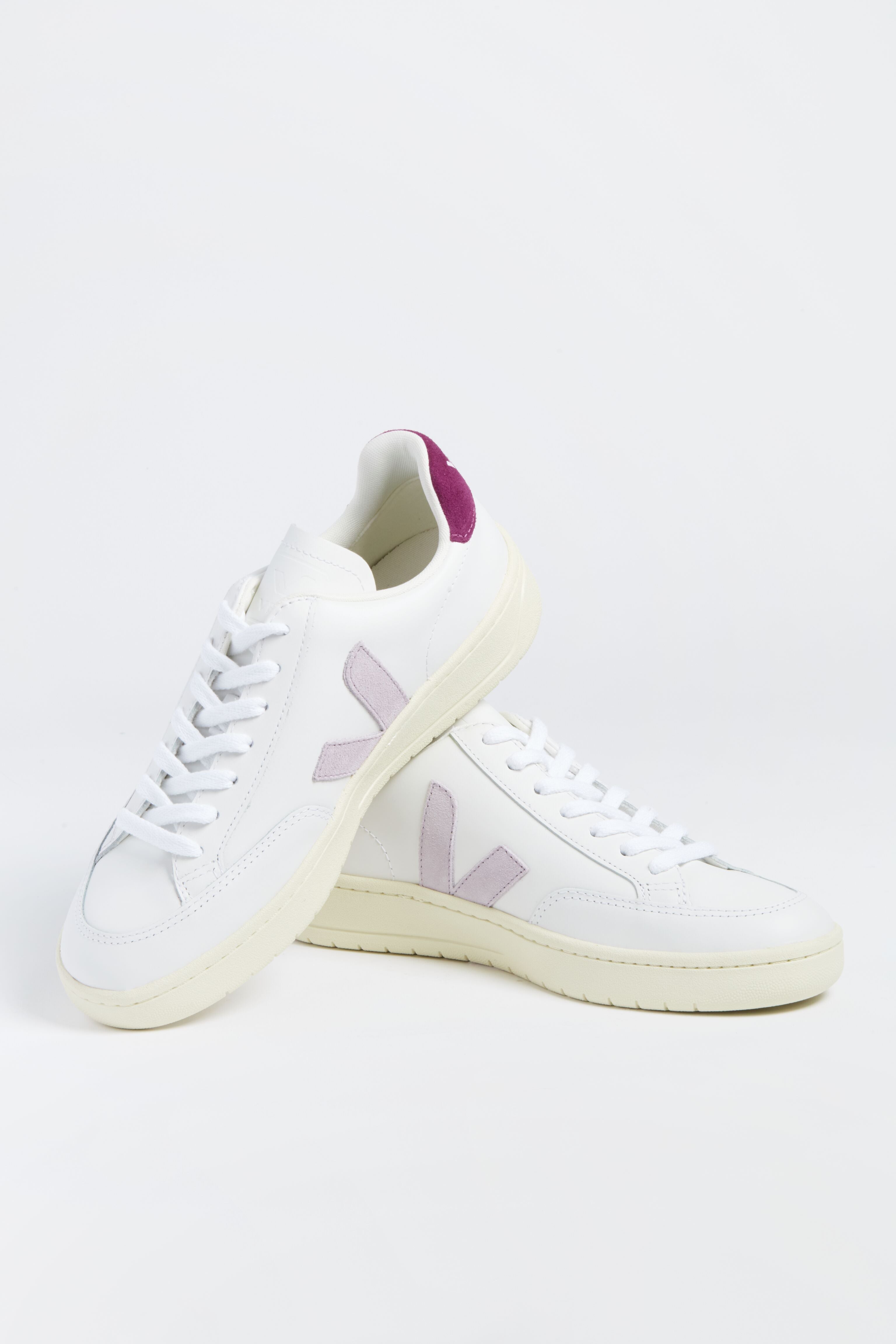 Veja Extra White Parme Magenta V-12 Sneakers