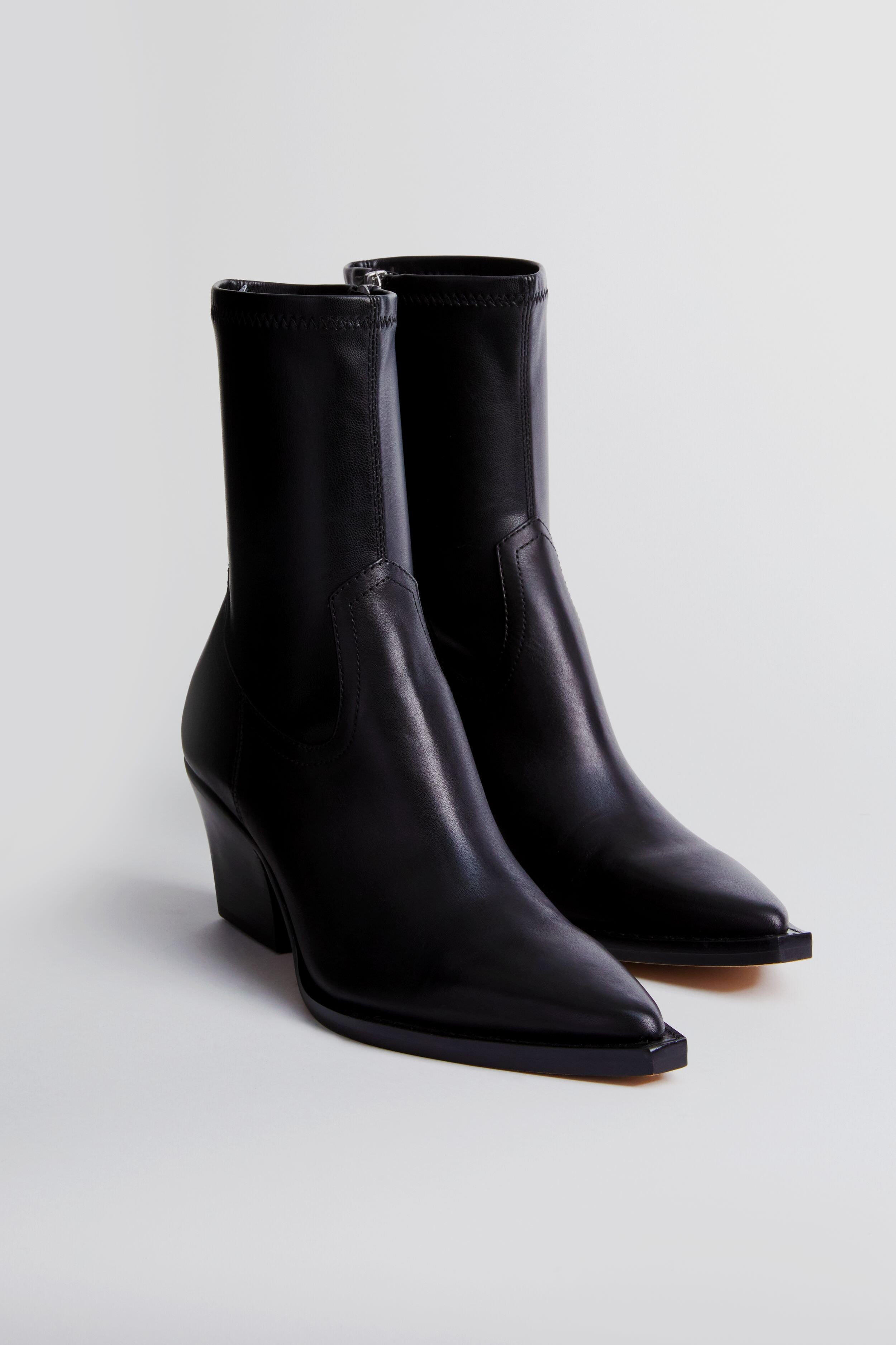 Dolce Vita Black Rutger Booties