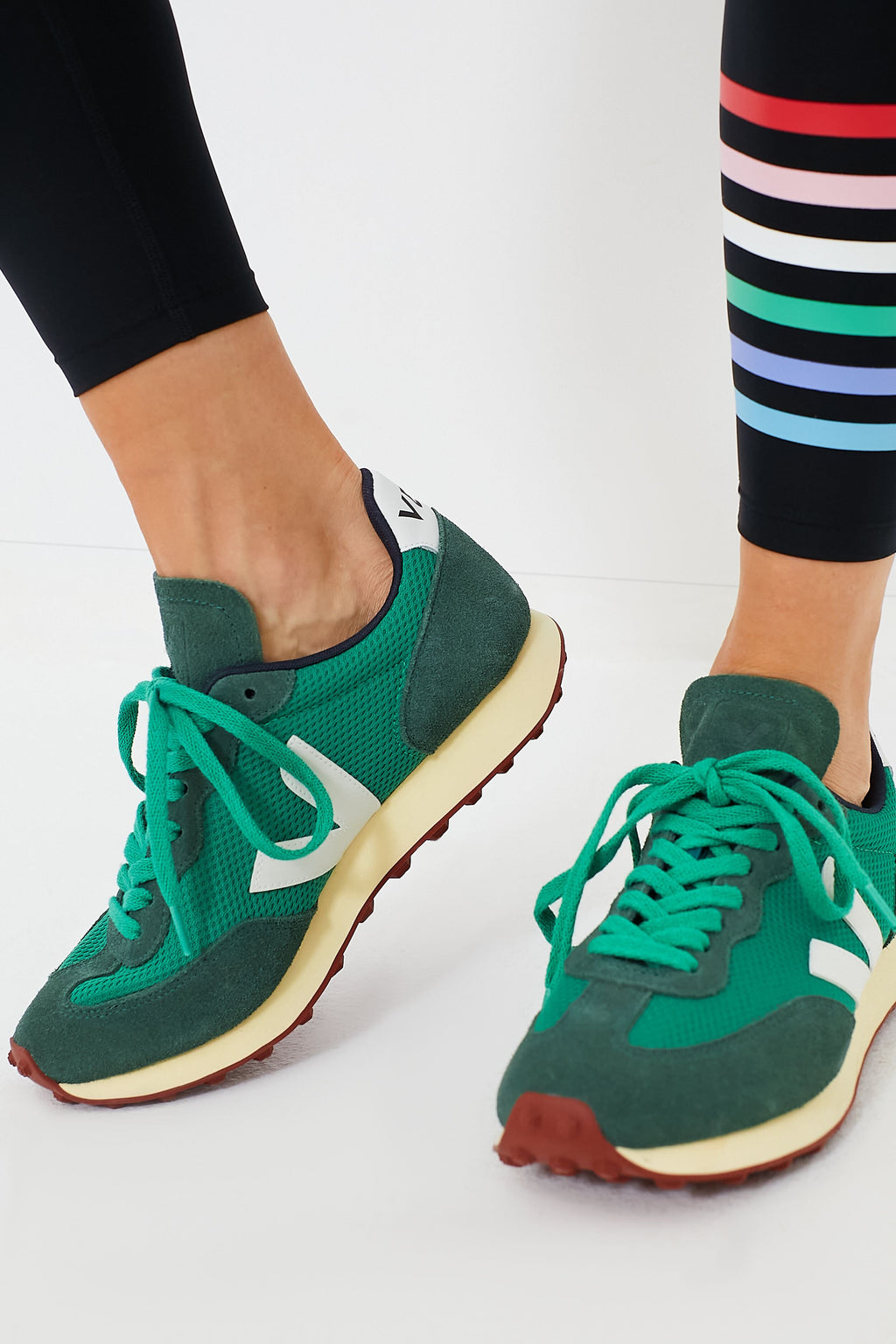Veja Emeraude White Rio Branco Sneakers