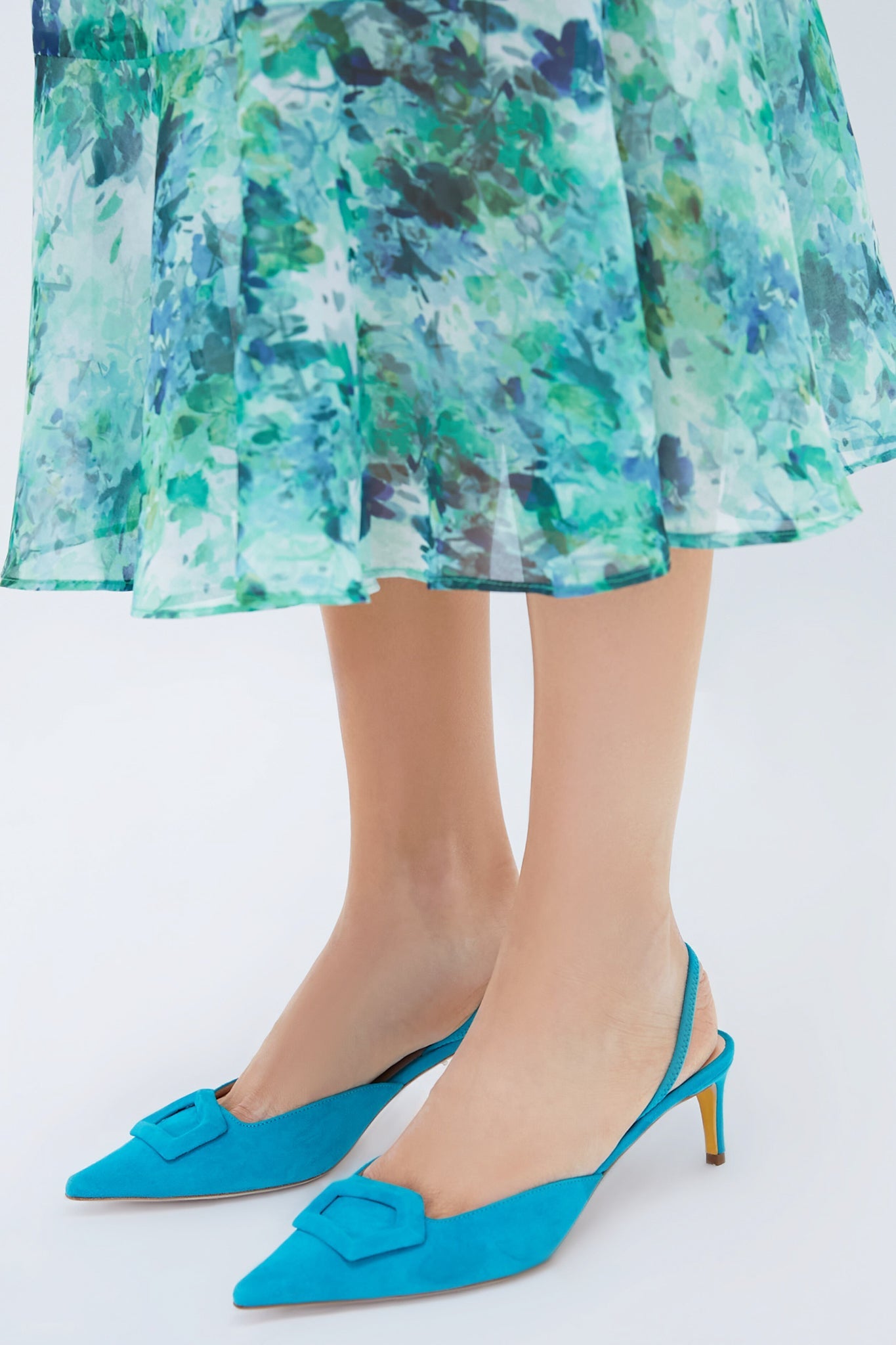  Scuba Suede Amnita Heels