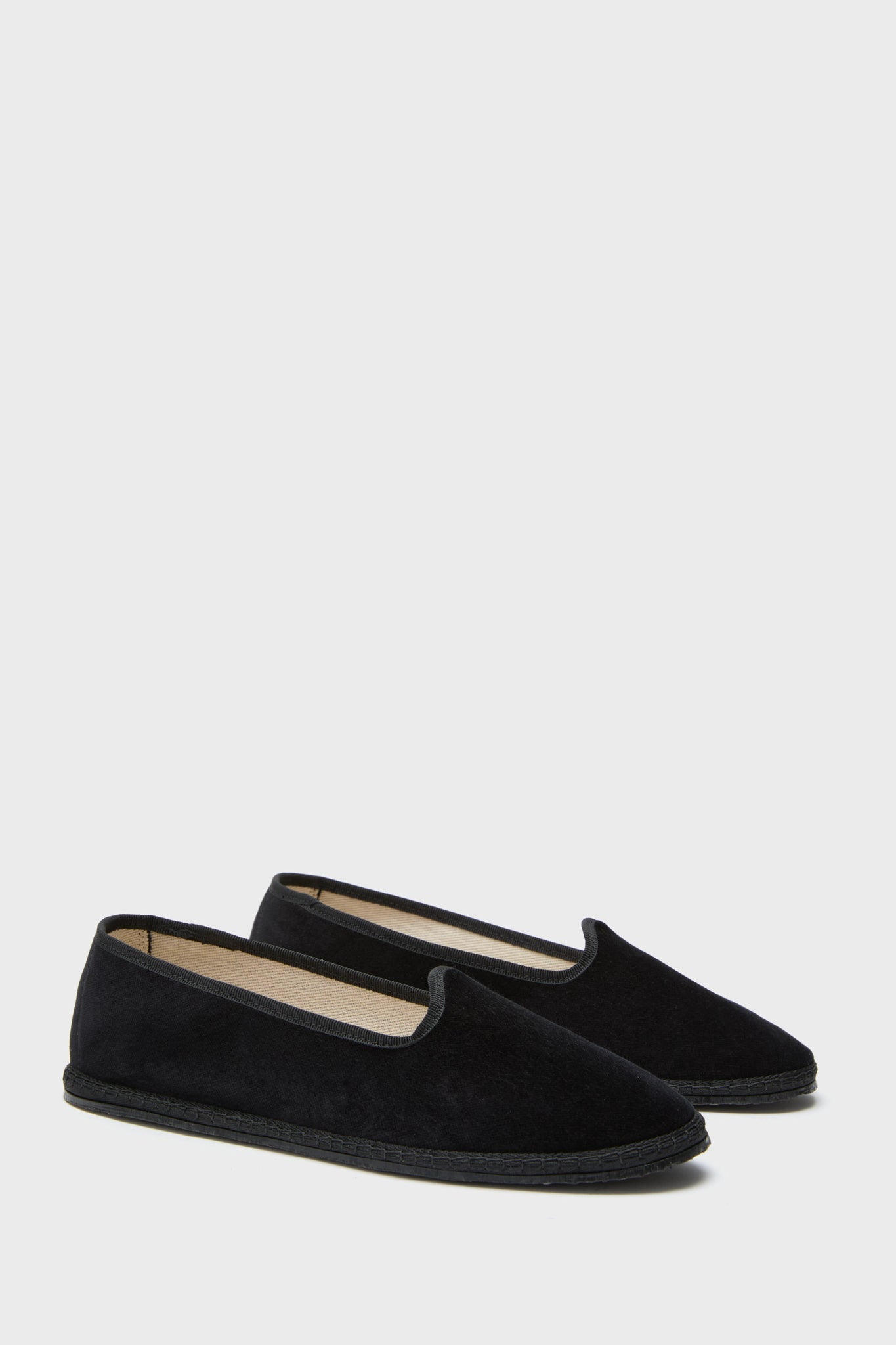  Nero Classic Flats