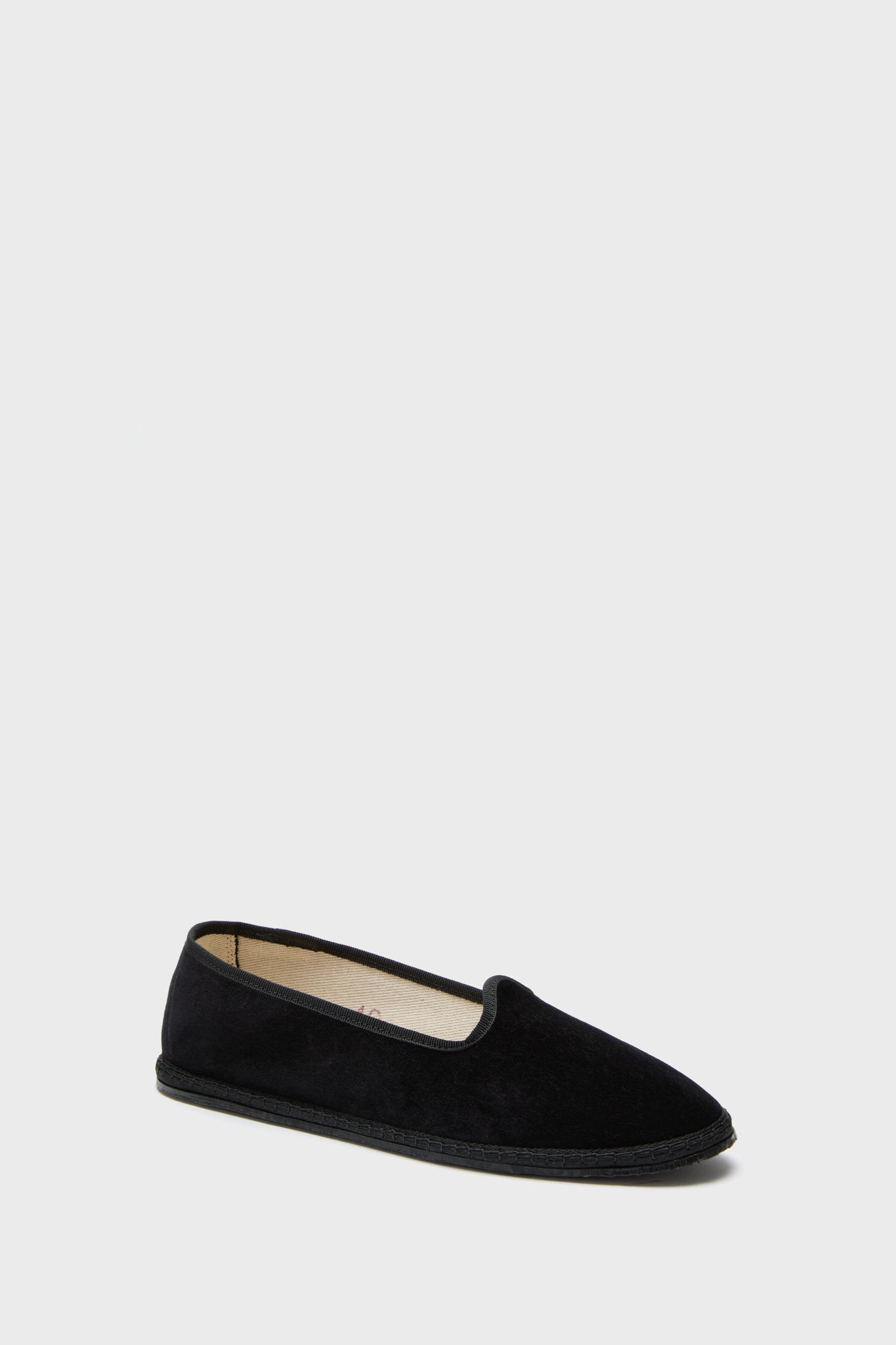  Nero Classic Flats