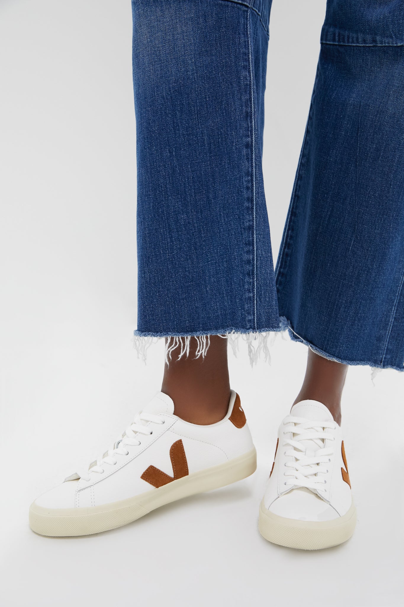 Veja White Cognac Campo Sneakers