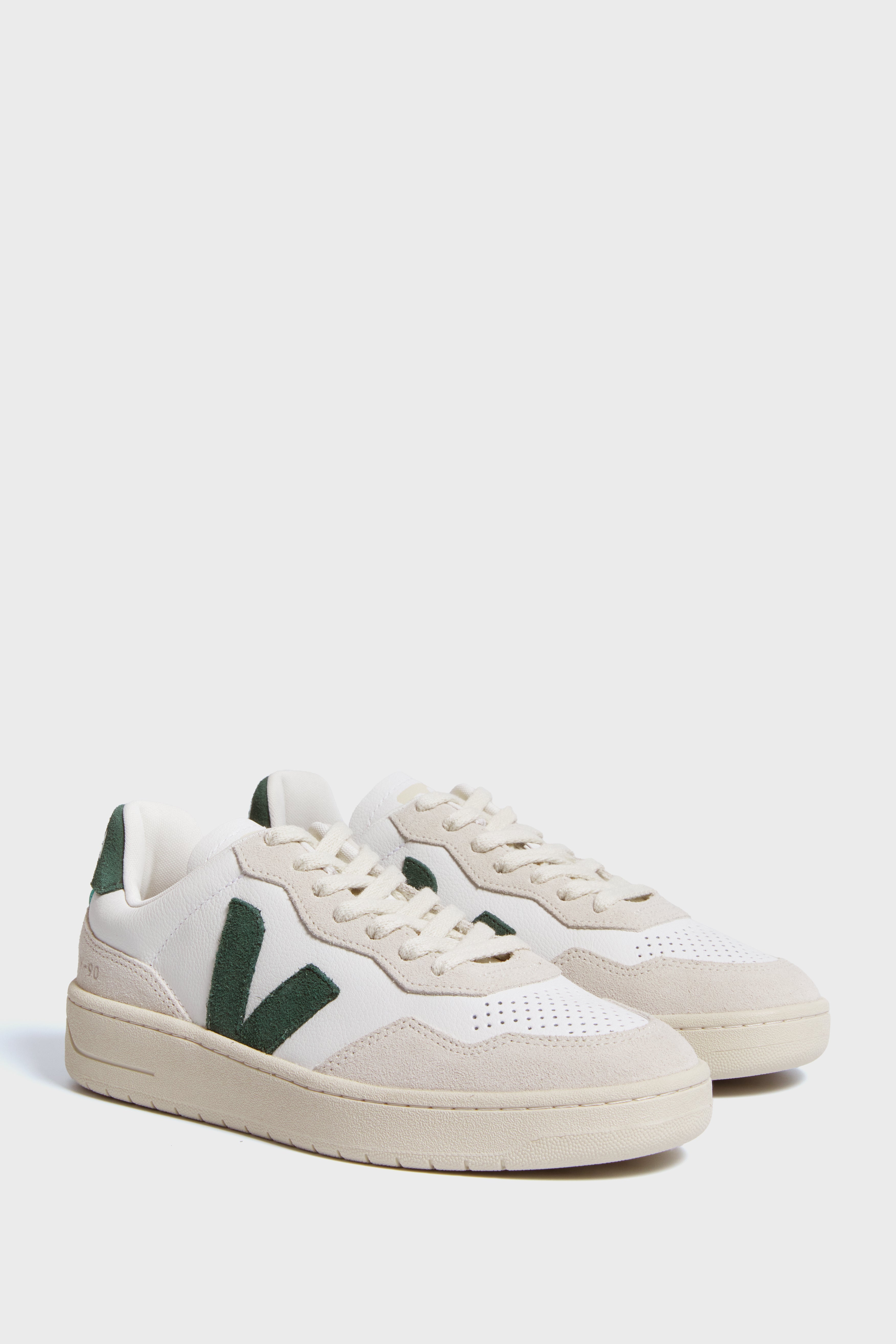 Veja Extra White Cyprus V-90 Sneakers