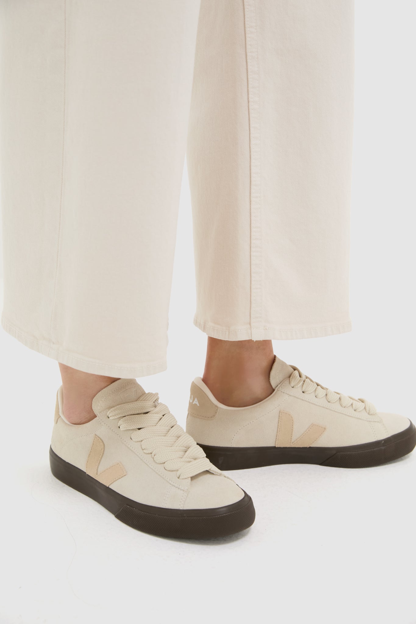 Veja Pierre Almond Eagle Campo Bold Sneakers