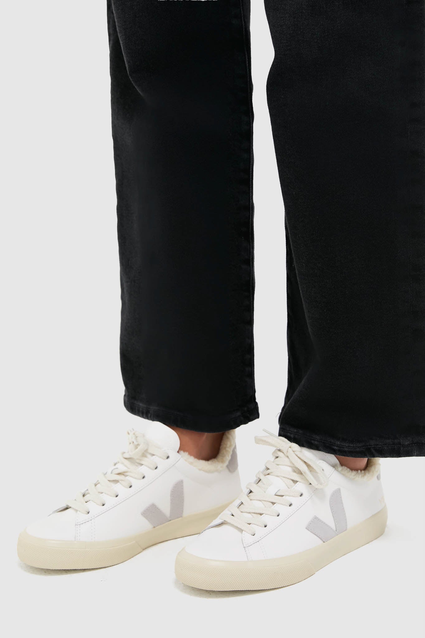 Veja Extra White Light Grey Winter Campo Sneakers